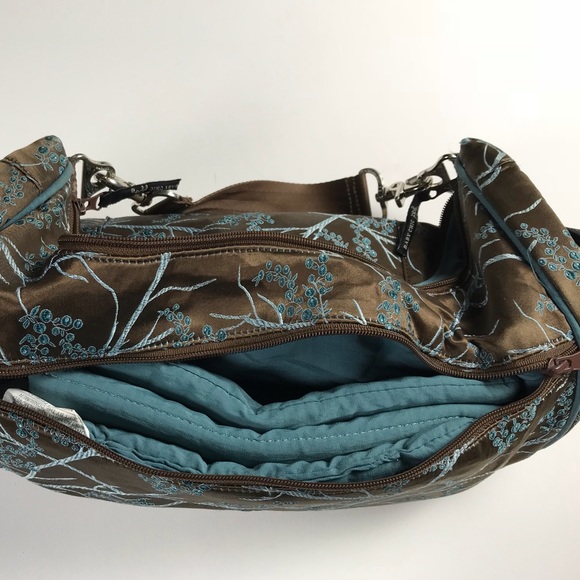 Petunia Pickle Bottom diaper bag‎ - Picture 3 of 8